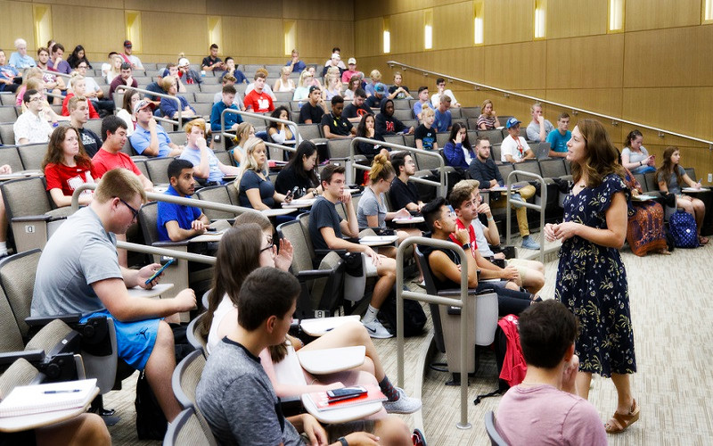5 Brilliant Ways to Teach Your Audience about Academic